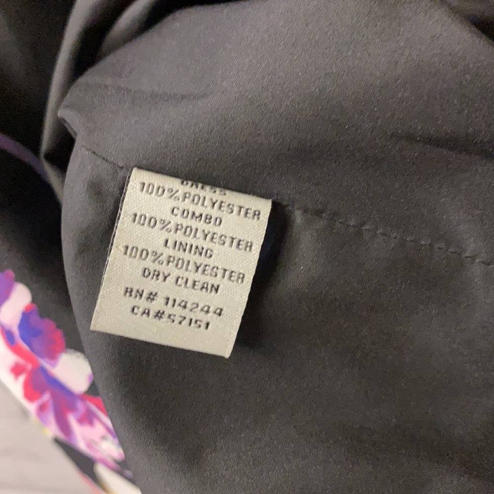 Eliza J. Dress size 4P - Picture 3 of 4